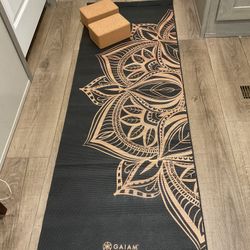 Yoga / Pilates Set $45 Cash South Austin by William Cannon Near The I35  Pick Up 