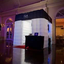 LED White Inflatable Photobooth 