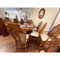 Dining Room Set 8 Chairs 2with Arm Rest Two 12 Inch Leafs To Extension To Bigger Table 