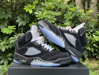Air Jordan 5 “Black Metallic Reimagined