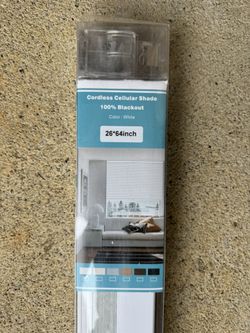 Cordless Cellular Shade Blackout (white) 26*64