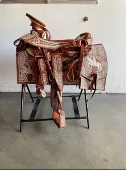 Montura bordada hecha en mexico 🇲🇽