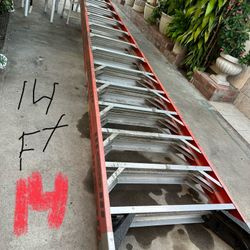 Escalera de 14 pies de fibra de vidrio, casi nuevas doble subida muy baratas