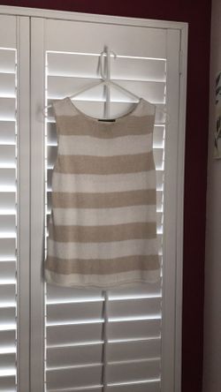 Eddie Bauer knit vest top size M