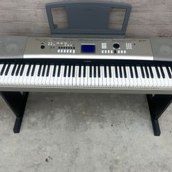 Yamaha Piano