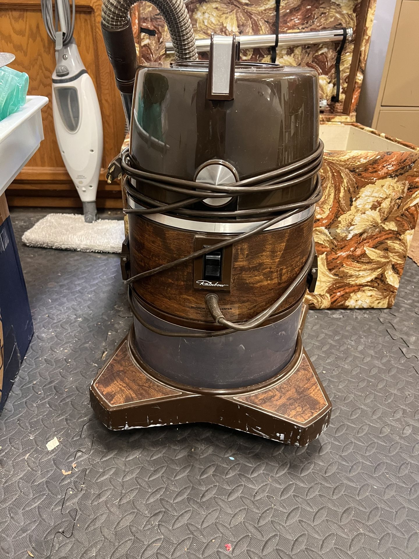 Vintage 80’ Rainbow Vacuum