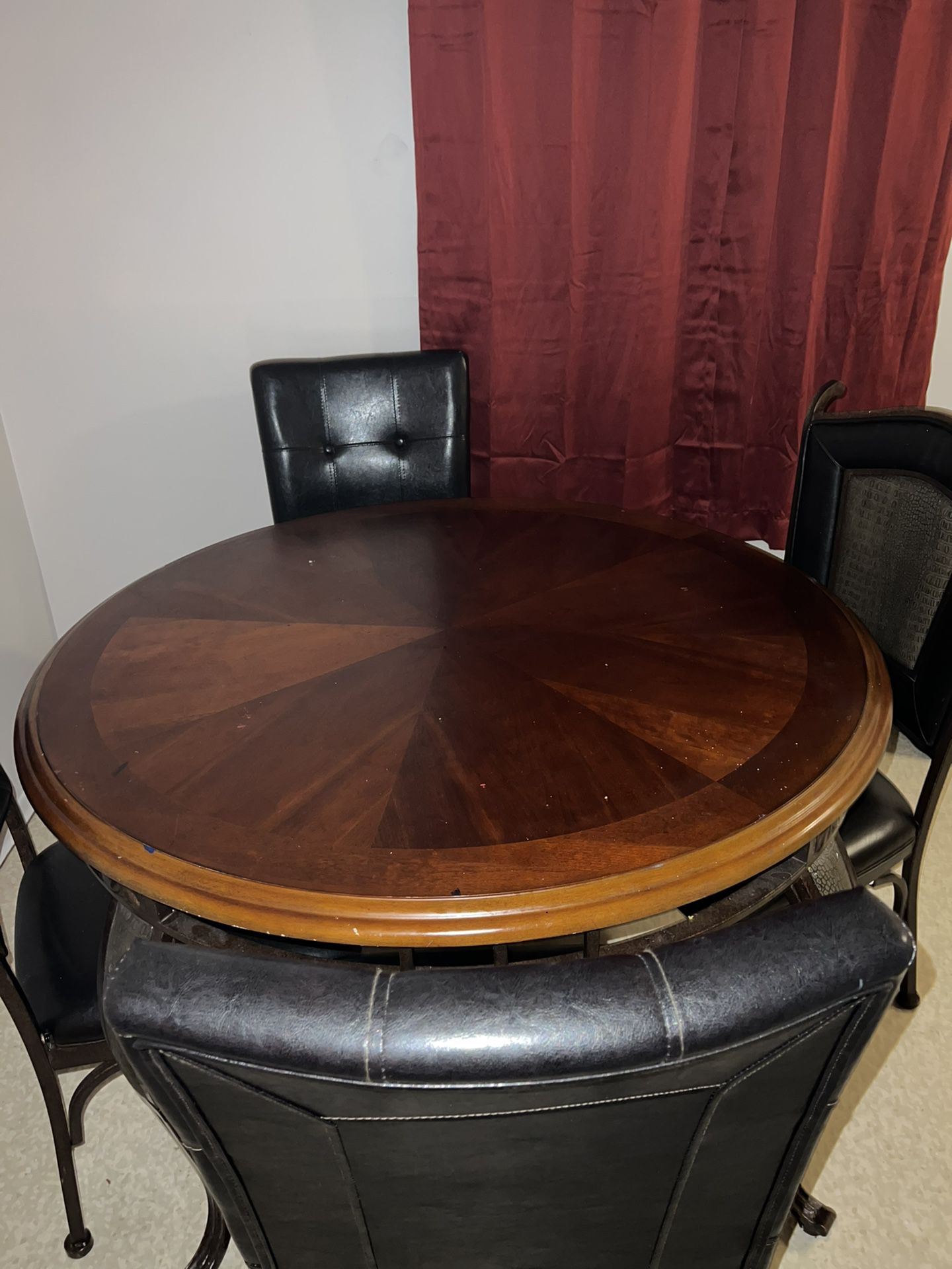 Nice Wood Round Table 150