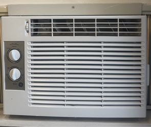 GE Window Air Conditioner – Works Great, Blows Cold