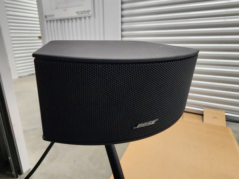 Bose 3 Piece Home Entertainment Speakers 