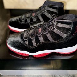 NIKE AIR JORDAN 11 BRED VELVET Sz 8 & 9 DS