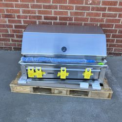 Lynx L42R-3-G01 42" Built-in Grill w All Ceramic Burners and Rotisserie