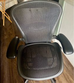 Herman Miller Aeron Chair