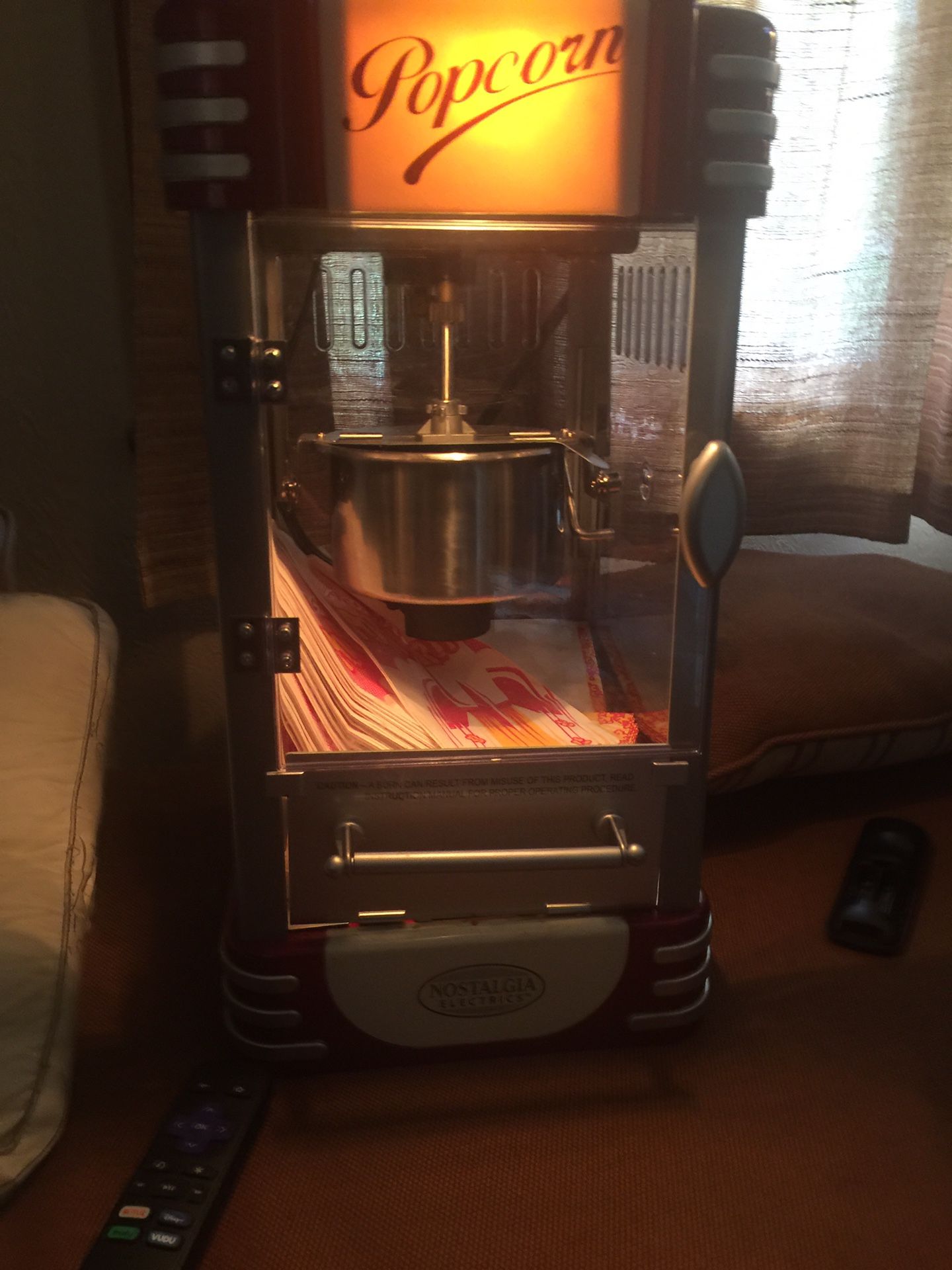 Popcorn machine