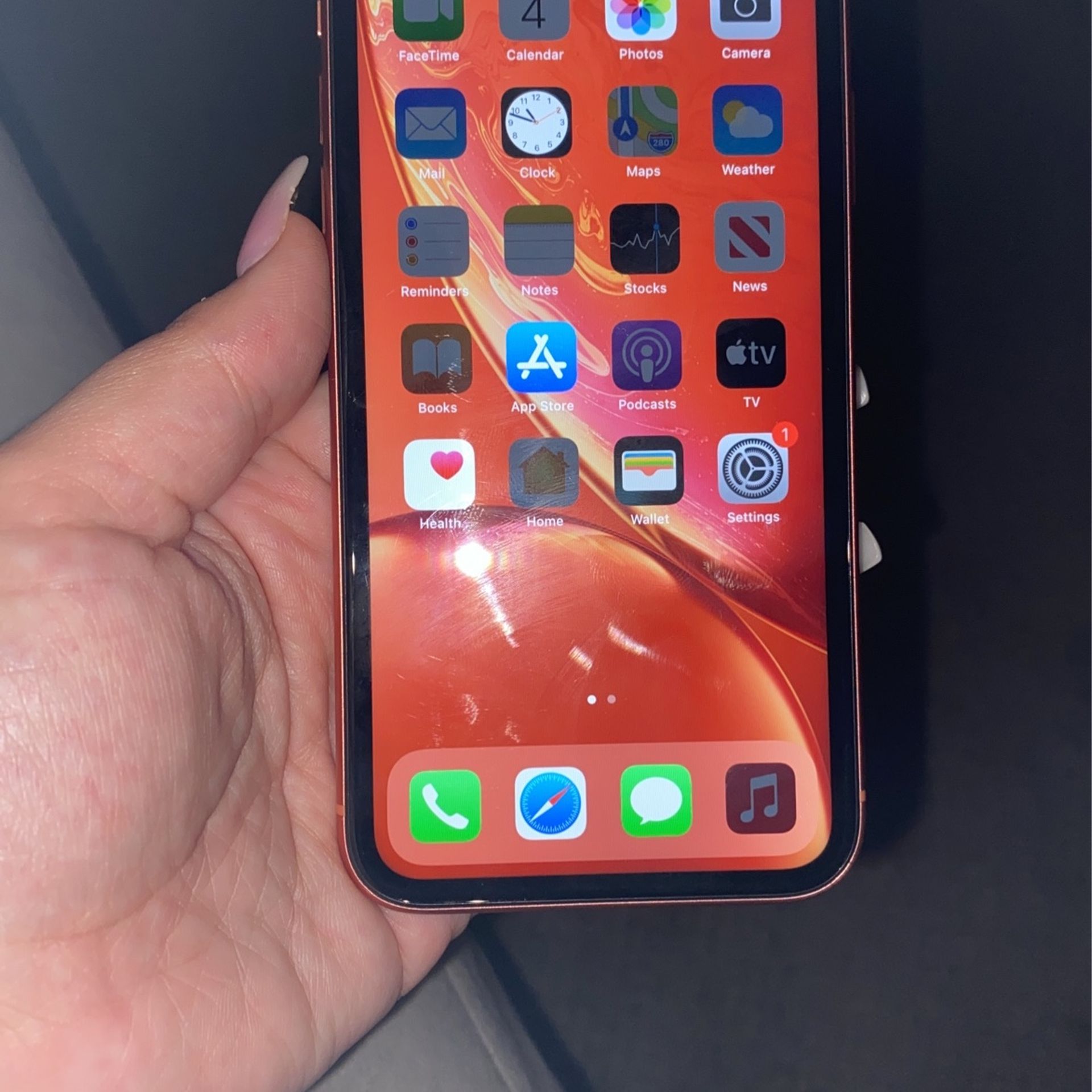 IPHONE XR 64 GB MINT CONDITION