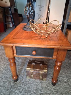 Wood side table with drawer