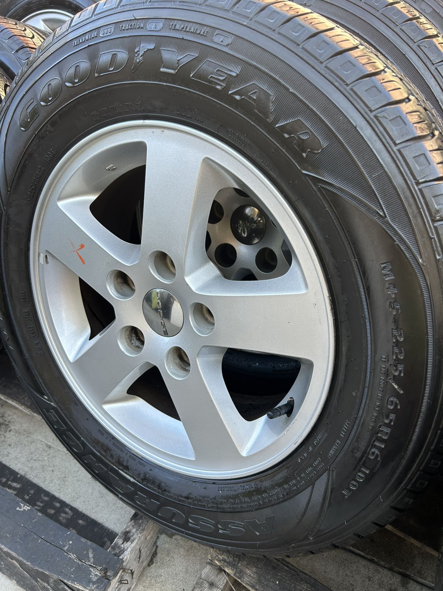 4- GOOD YEAR RADIAL ASSURANCE