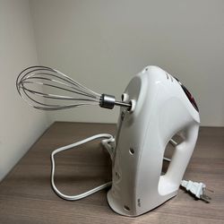Hamilton Beach 6-Speed Hand Mixer with Case - White 62632R