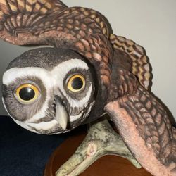 1990 FRANKLIN MINT THE SPECTACLED OWL 

