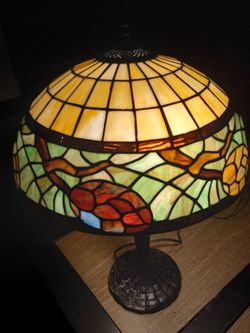 Quoizel Turning Leaf Tiffany Table Lamp Stained Glass 2-Light Bronze TF1204T