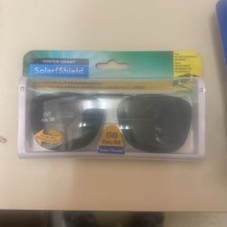 Foster Grant Solar Shield Clip On Sunglasses 