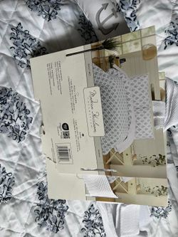 New Full/Queen Quilt Set