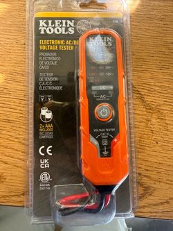 Klein voltage taster