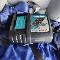 Makita Battery Charger