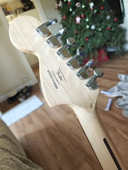 Squire Strat