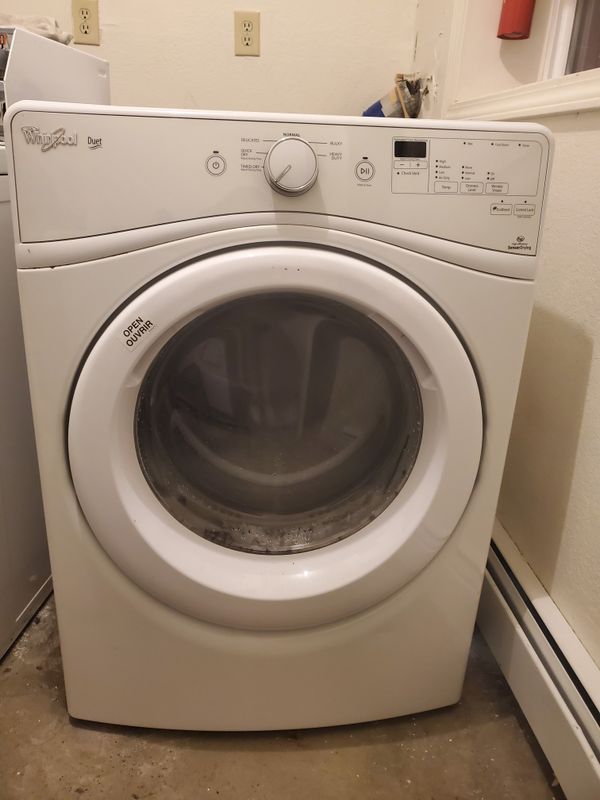 Slightly used whirlpool duet sponsored dryer. Runs amazing not longer