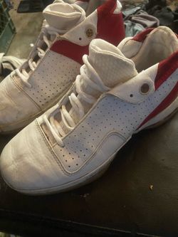 Jordan 16 og lows Varsity red 8.5