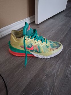Nike react