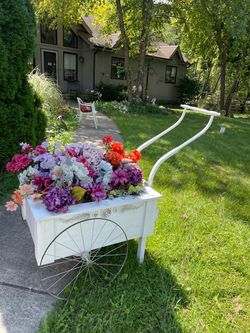 Custom large flower wagon