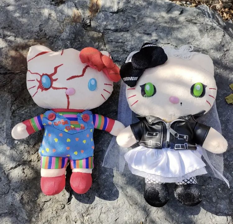 Limited Edition Hello Kitty Chucky & Bride Plushies!