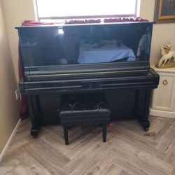 Yamaha 52' Upright U3 Piano 
