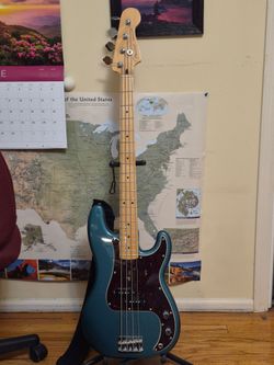 Fender "Player" Precision Bass
