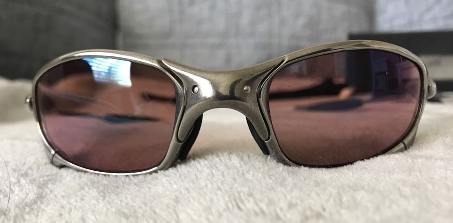 ORIGINAL Oakley JULIET X METAL for Sale in Belle Isle, FL - OfferUp