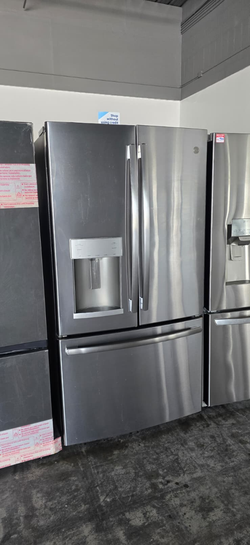 GE Profile French Door Fridge – Stainless, Ice/Water Dispenser