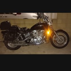 2006 Honda Vt1100