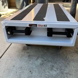 New crescent jobox StorAll size 4 ft long x 2 ft wide x 9” top the key broken needs new lock asking $800