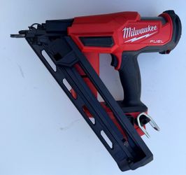 Milwaukee M18 FUEL 18-Volt Lithium-Ion Brushless Cordless Gen II 15-Gauge Angled Finish Nailer (Tool-Only)
