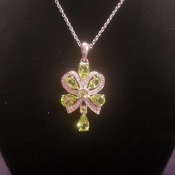 Hebei Peridot Necklace 
