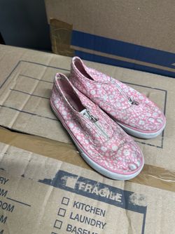 Pink Floral Canvas Slip-On Sneakers with Zipper