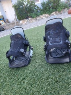 Flow Step In MK3 FX Snowboard Bindings for the smallest Riders That Struggle With Straps