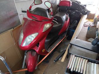 motor scooter