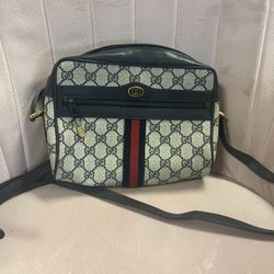 Gucci Navy Xbody