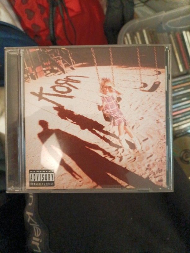 Korn's First Debut Album In 1994