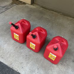 5 Gallon Gas Fuel Plastic Containers 