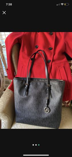 EXCELLENT CONDITION LARGE MICHAEL KORS HANBAG PURSE