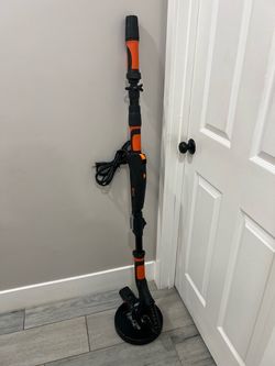 WEN 5 Amp Corded Variable Speed Drywall Sander with 15 ft. Hose only use one time