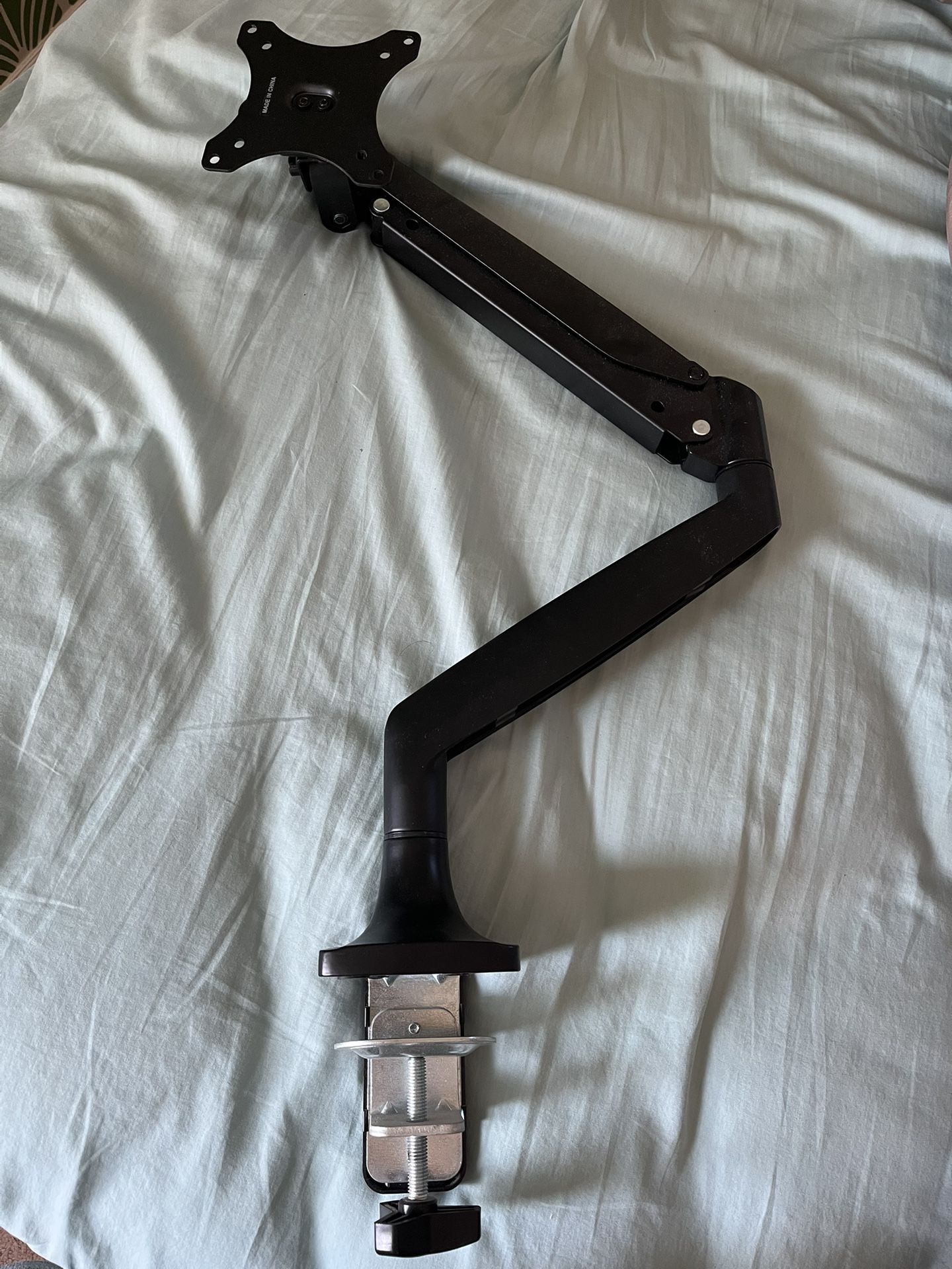 Single Monitor Arm VESA Desk Mount up to 32” Monitor